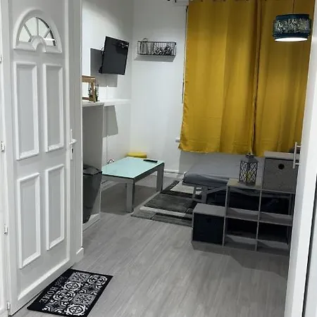 Апартаменты Moderne Refait A Neuf Proximite Centre Et *